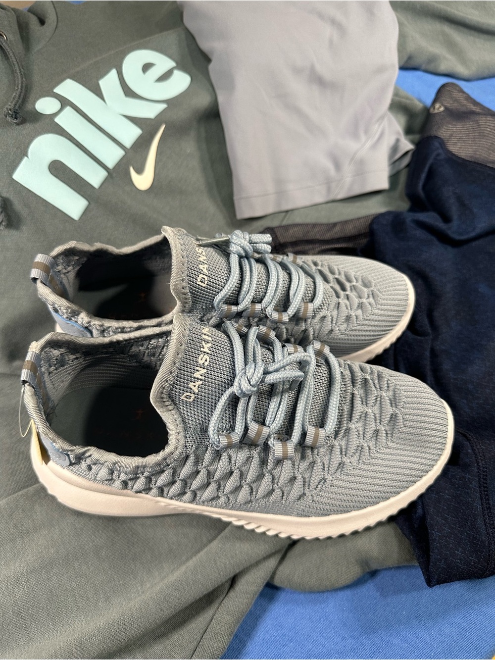Danskin Kids Light Gray Knit Lace-Up Sneakers with Ivory Sole